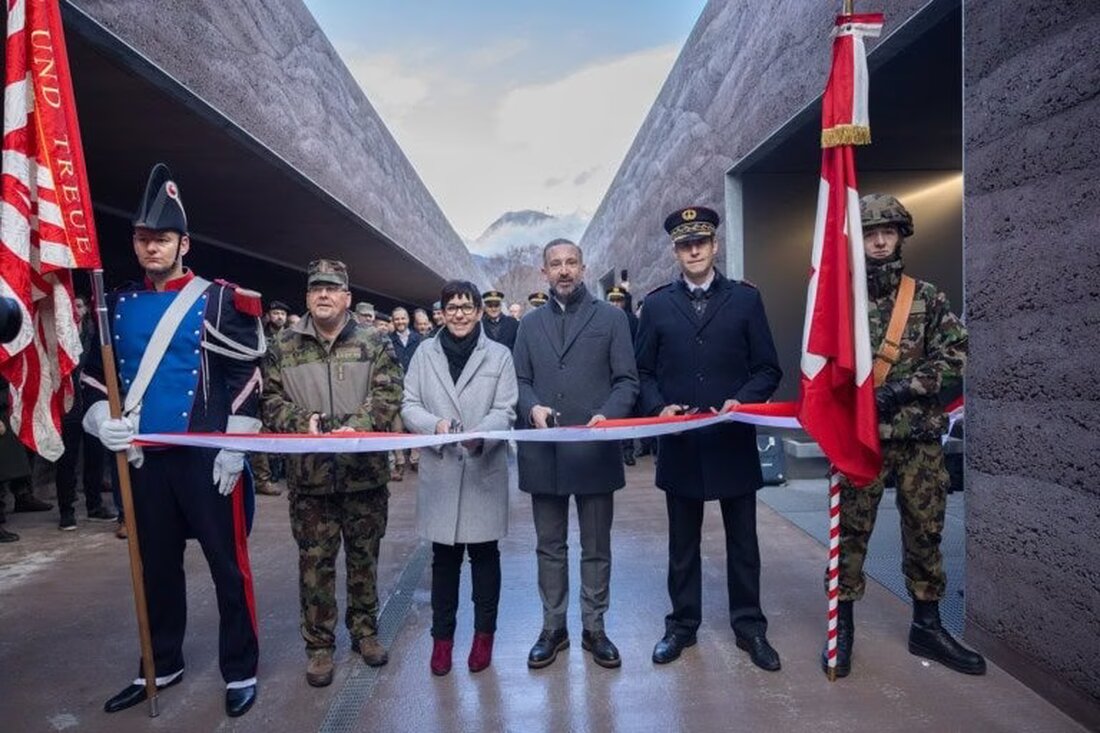 Die Kantonspolizei Wallis und die Armee eröffnen im Dezember 2024 „La Tranchée“, die grösste Indoor-Schiessanlage der Schweiz.
