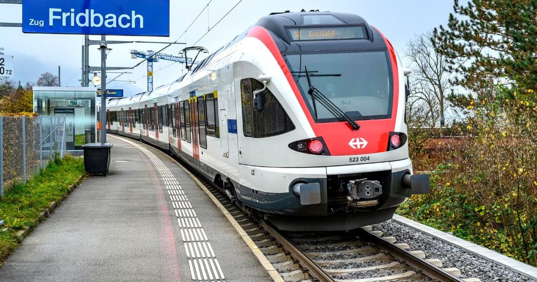 Feiern Sie mit uns 20 Jahre Zuger Stadtbahn: Eine Erfolgsgeschichte, die den öffentlichen Verkehr im Kanton Zug revolutionierte.