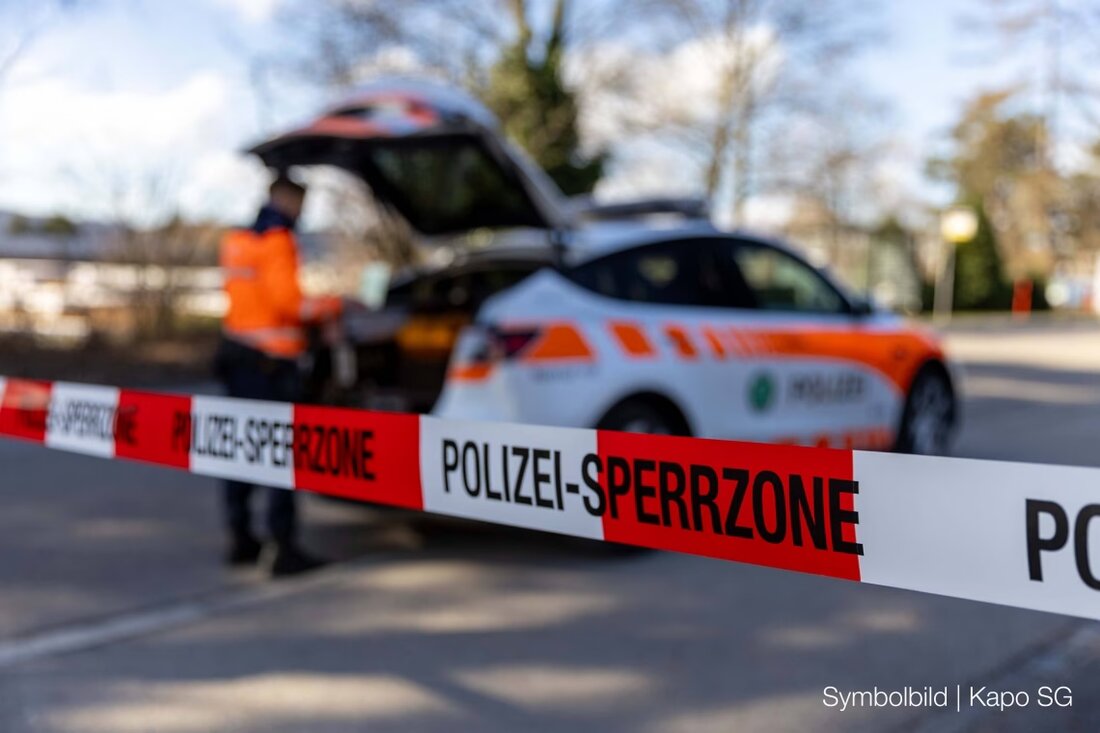 Beim Polizeieinsatz in Henau verstarb ein 69-jähriger Schweizer nach einer Auseinandersetzung. Ermittlungen laufen.