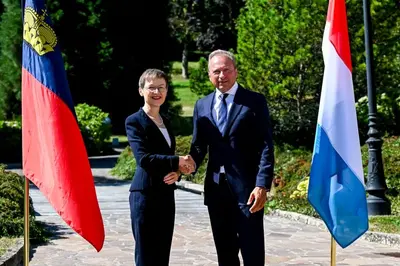 Regierungschefin Brigitte Haas diskutiert Finanzpolitik in Luxemburg