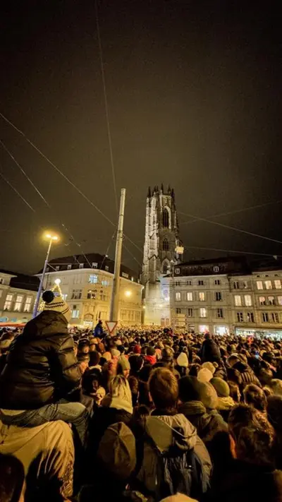 Sicherheit und Verkehrschaos: Der große St. Nikolaus-Umzug in Freiburg