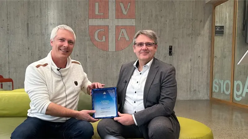 KI-Revolution in Europa: Marnus Flatz gewinnt prestigeträchtigen Award!