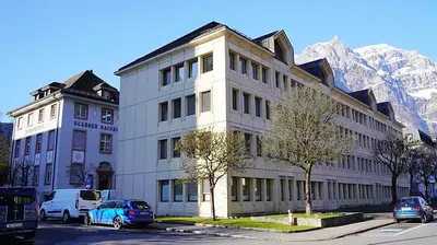 Wichtige Umbaumaßnahmen: Glarner Departement nur eingeschränkt erreichbar!