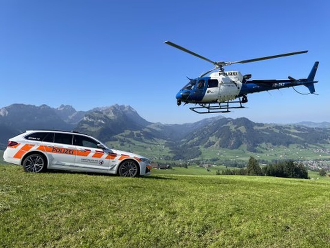 Ein vermisster 79-jähriger Mann wurde während einer Suchaktion leblos bei der Alp Soll aufgefunden. Unfallverdacht besteht.