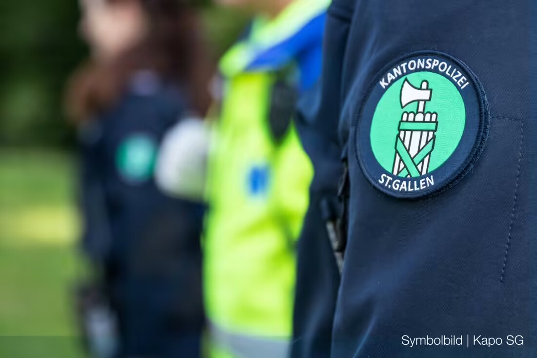 Eine 79-jährige E-Bike-Fahrerin verunglückt schwer auf der Dorfstrasse in Muolen und wird ins Spital gebracht.