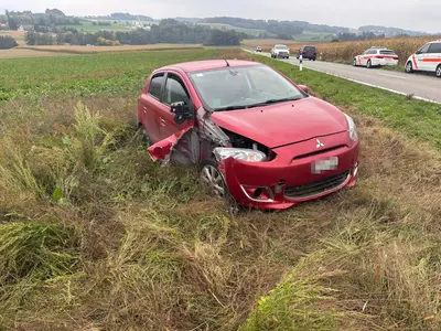 Alkoholisierter Fahrer prallt in Herdern ins Zuckerrübenfeld!