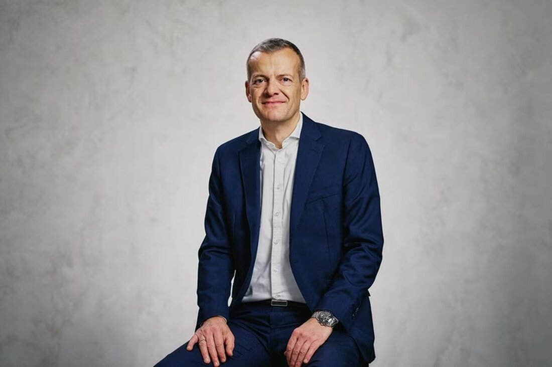 AdEx Partners übernimmt BMC Strategy Consultants, um die strategische Beratung im Finanzdienstleistungssektor zu stärken und AI-gestützte Transformationen anzubieten.