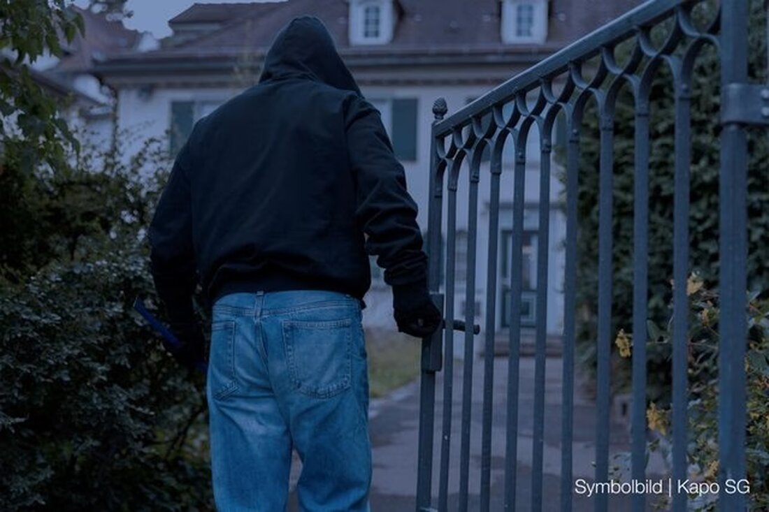 In Berneck und Balgach kam es zwischen dem 26.10.2025 zu Einbrüchen in zwei Einfamilienhäusern mit Bargeld- und Sachschäden.