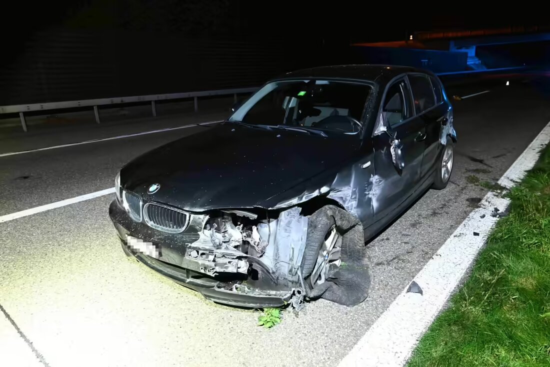 Eine alkoholiserte 35-Jährige verursachte auf der A1 bei Thal einen Selbstunfall. Der Sachschaden beläuft sich auf mehrere zehntausend Franken.