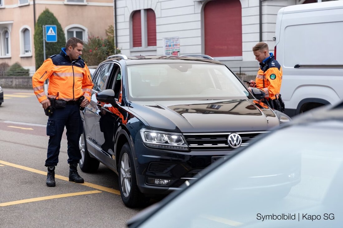Im Kanton St.Gallen kam es zwischen Freitagabend und Sonntagmorgen zu mehreren Unfällen aufgrund von Alkohol und Fahrunfähigkeit.