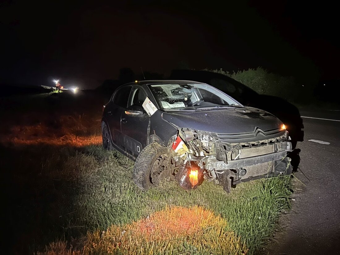 Ein 66-jähriger Autofahrer verunfallte stark betrunken bei Möhlin. Er blieb unverletzt, das Fahrzeug erlitt Totalverlust.