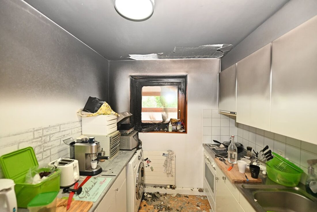 Am 26. Juni 2025 brach in Walzenhausen ein Feuer in einem Mehrfamilienhaus aus, verursacht durch einen technischen Defekt. Glücklicherweise blieben alle Bewohner unverletzt, der Sachschaden beträgt einige Zehntausend Franken.