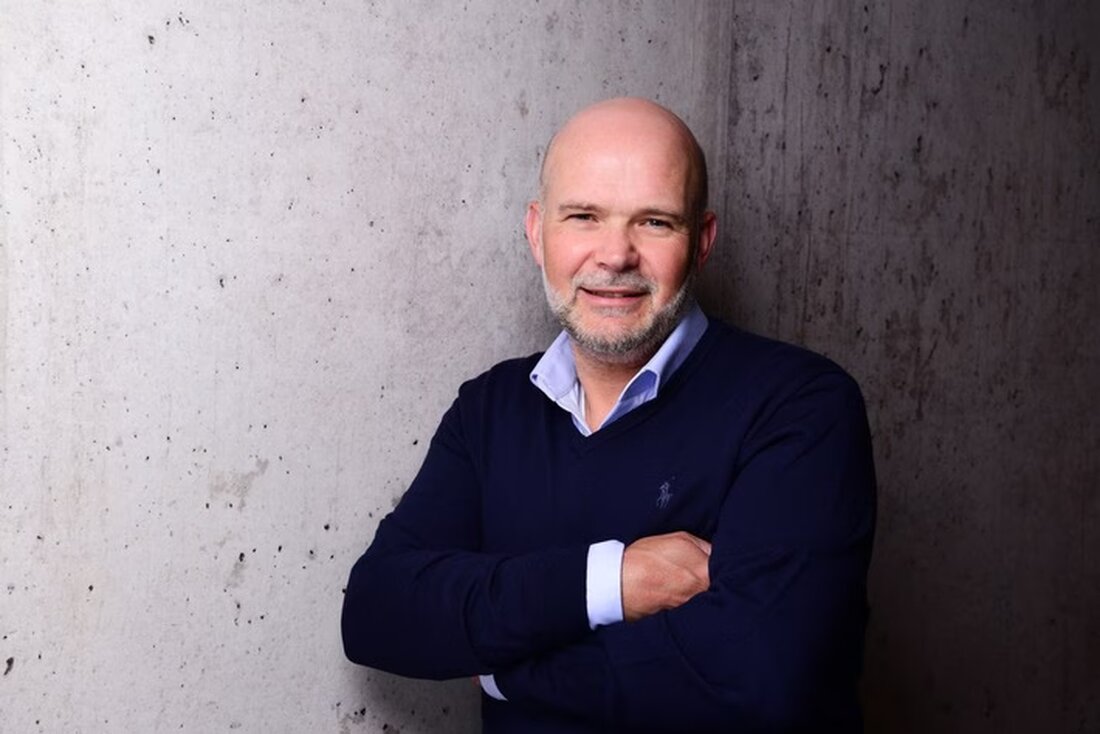 Christian Martin ist neuer COO bei X-CAGO und fokussiert sich auf strategisches Wachstum sowie innovative Lösungen für Verlage.