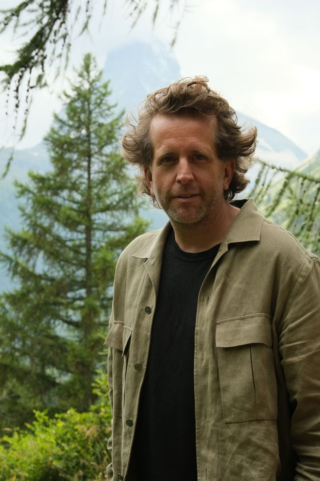 Daniel F. Lauber wird für den Verwaltungsrat der BVZ-Gruppe nominiert, um die regionale Vernetzung in Zermatt zu stärken.