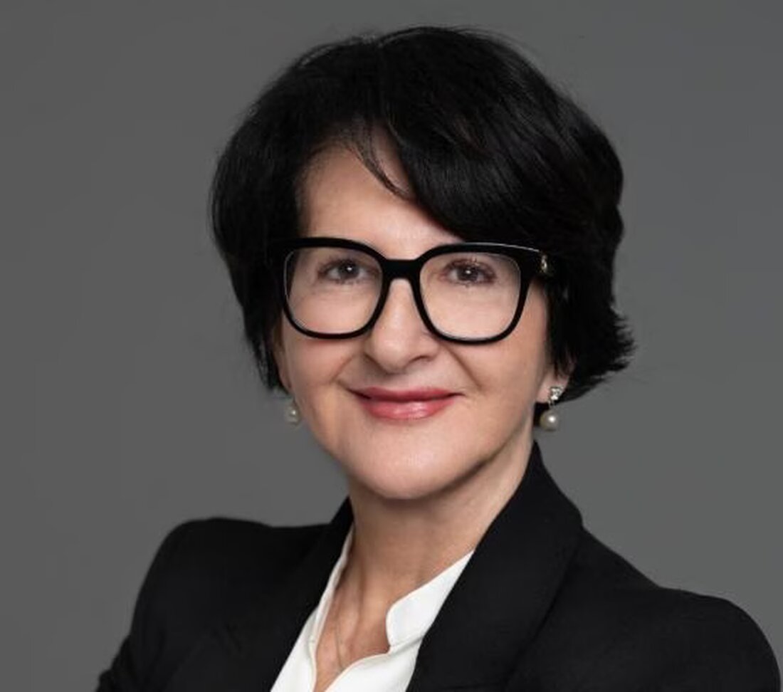 Denise Merz ist zur neuen Rektorin der Berufsschule Mode und Gestaltung Zürich gewählt worden und tritt 2025 die Nachfolge von Janine Allimann an.