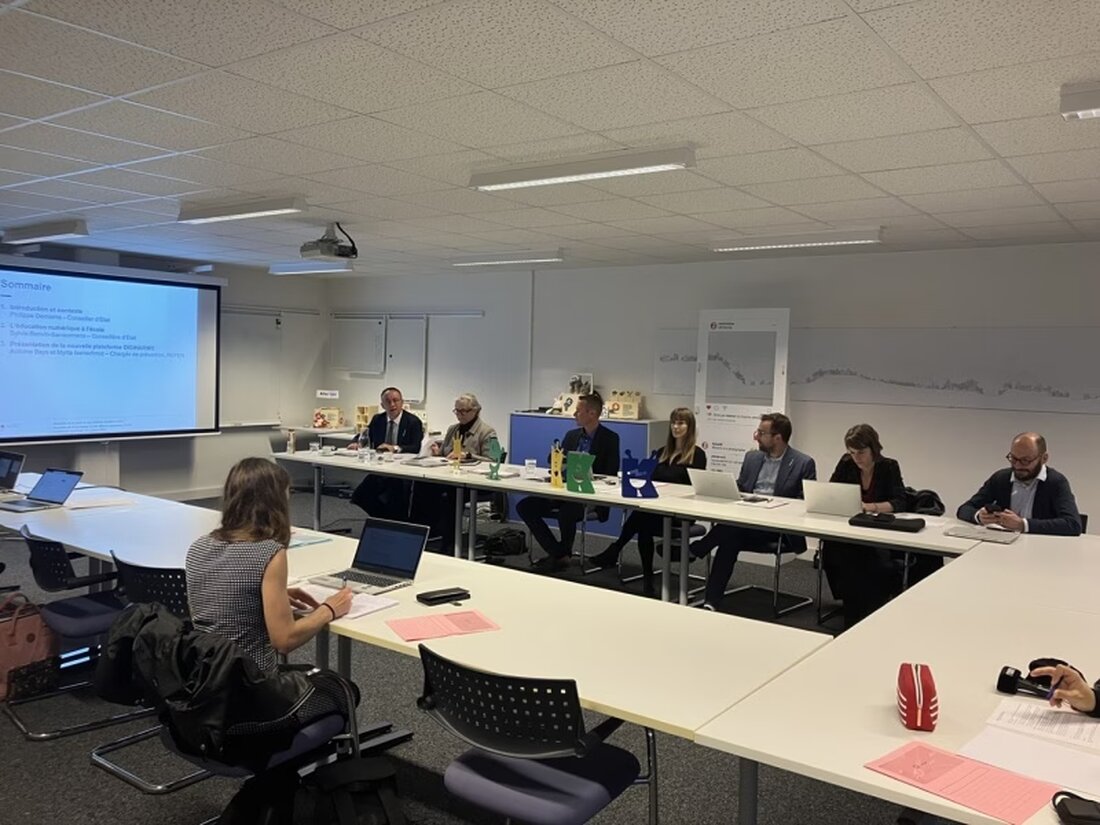 DigiHarmo unterstützt Eltern und Fachpersonen in der digitalen Bildung für einen gesunden Umgang mit Bildschirmen bei Kindern.