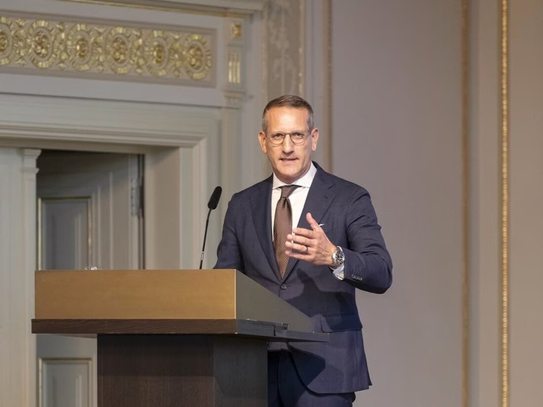 Suissedigital lanciert ein ICT-Portal für KMU, das regionale Partner und Fallstudien zur Digitalisierung bietet. Entdecken Sie Lösungen!