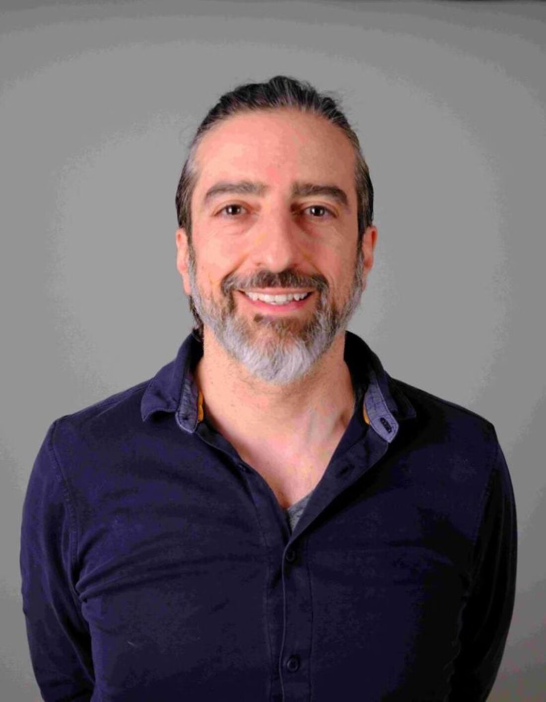 Dr. Gianfranco Masdea wurde ad interim zum Ärztlichen Direktor der Alterspsychiatrie am FNPG ernannt, übernimmt wichtige Aufgaben.