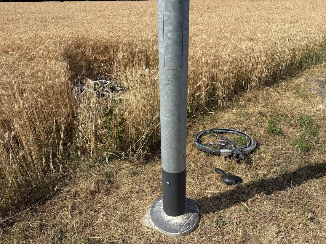 Bei einer Kollision in Landschlacht wurde ein 87-jähriger E-Bike-Fahrer schwer verletzt. Kantonspolizei Thurgau sucht Zeugen.