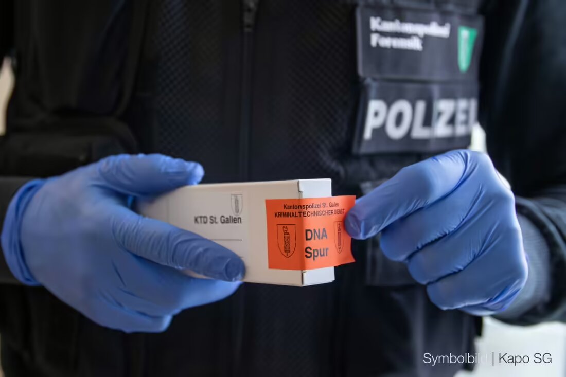 Unbekannter Einbrecher stiehlt Sammlerstücke aus Kellerabteil in Rorschacherberg. Sachschaden von 200 Franken entstanden.