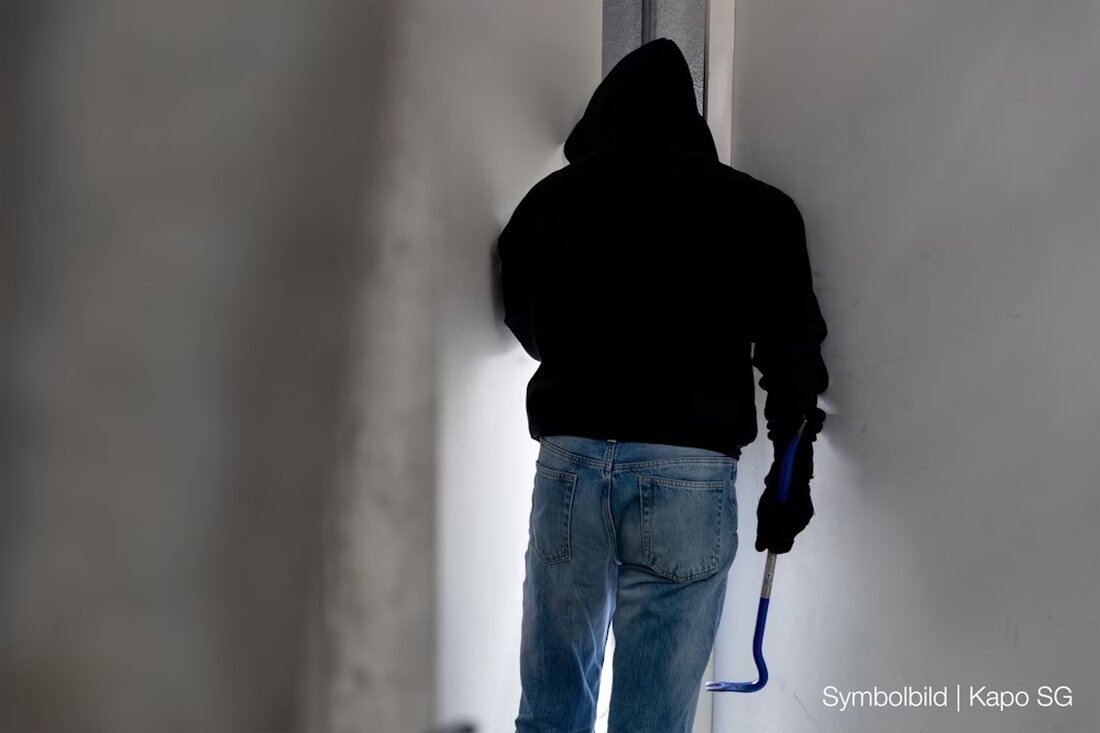 In Wittenbach wurde in der Nacht zum 20. Juli 2025 in eine Schiessanlage eingebrochen. Unbekannte Täter entwendeten antike Waffen.