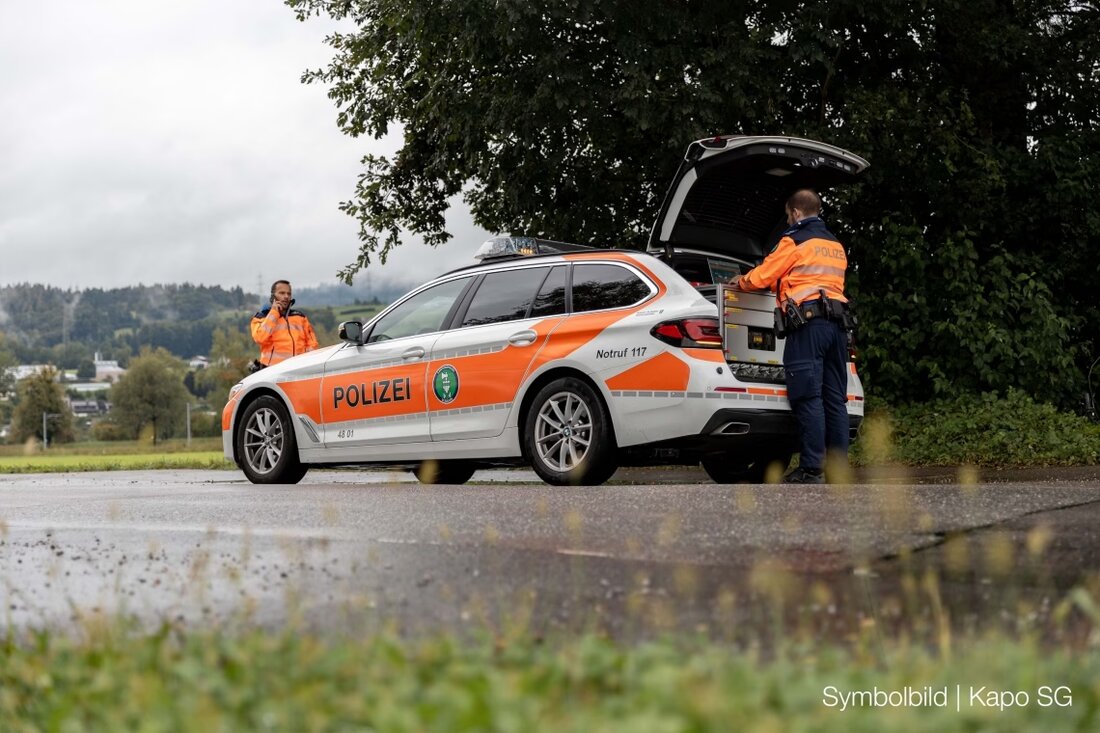 Ein elfjähriger Junge wurde in Goldach an einem Fussgängerstreifen von einem Auto angefahren. Die Polizei sucht Zeugen des Vorfalls.