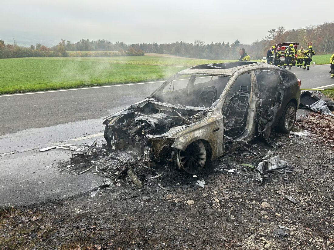 Am 9. November 2024 geriet ein Auto in Arch in Brand. Die Feuerwehr löschte erfolgreich, die Brandursache wird ermittelt.