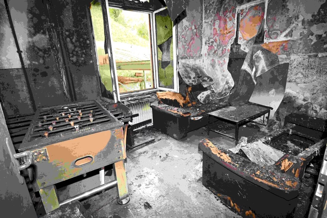 Am 25.10.2025 brach in einer Asylunterkunft in St. Margrethen ein Brand aus. Verletzt wurde niemand, die Unterkunft ist unbewohnbar.