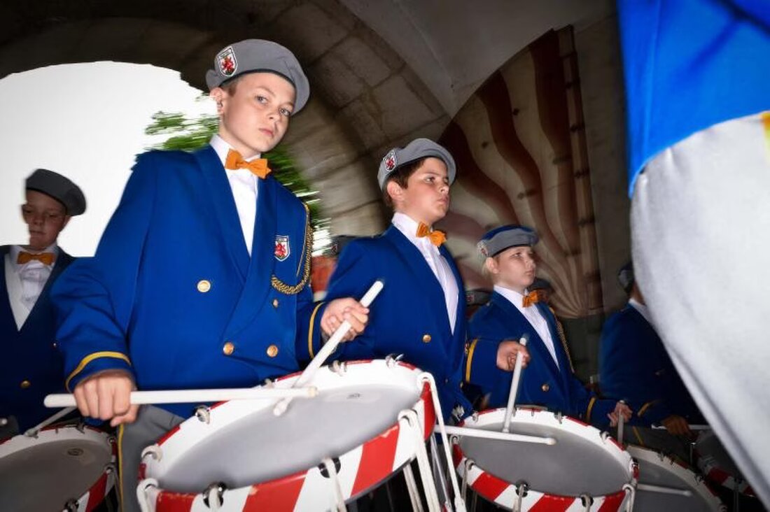 Das neue Online-Schaufenster präsentiert Freiburger Traditionen und Kulturerbe, einladend zur Mitwirkung und Entdeckung.