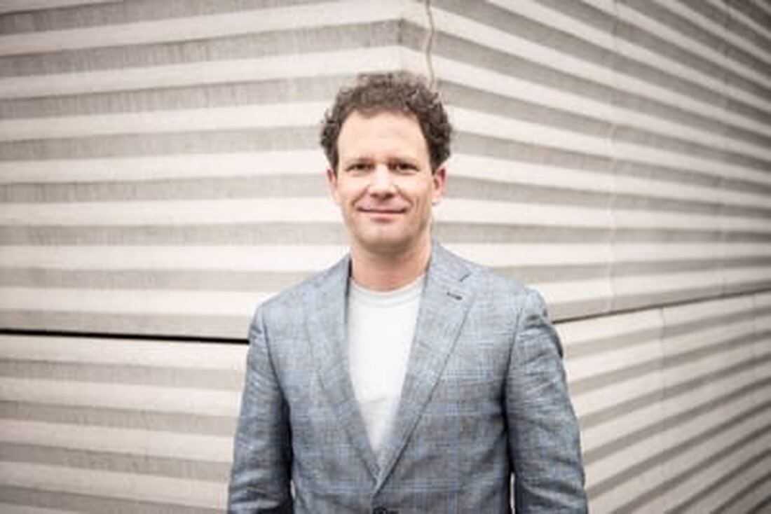 Friedrich von Bose wird am 1. November 2025 neuer Direktor des Museums der Kulturen Basel und setzt auf transnationale Zusammenarbeit.