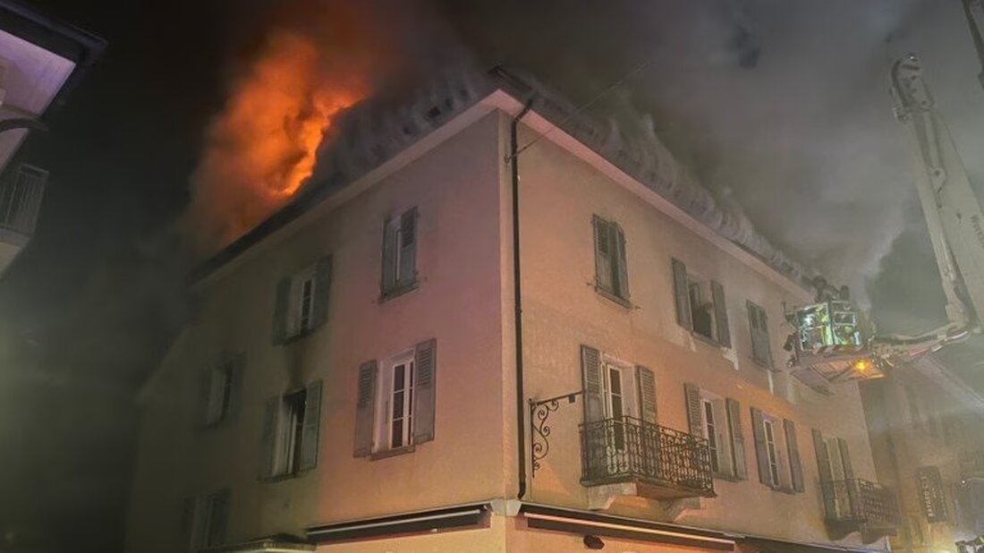 Am 15. Januar 2025 evakuierte die Polizei in Visp 20 Personen nach einem Brand in einem Wohngebäude. Zwei wurden ins Spital gebracht.