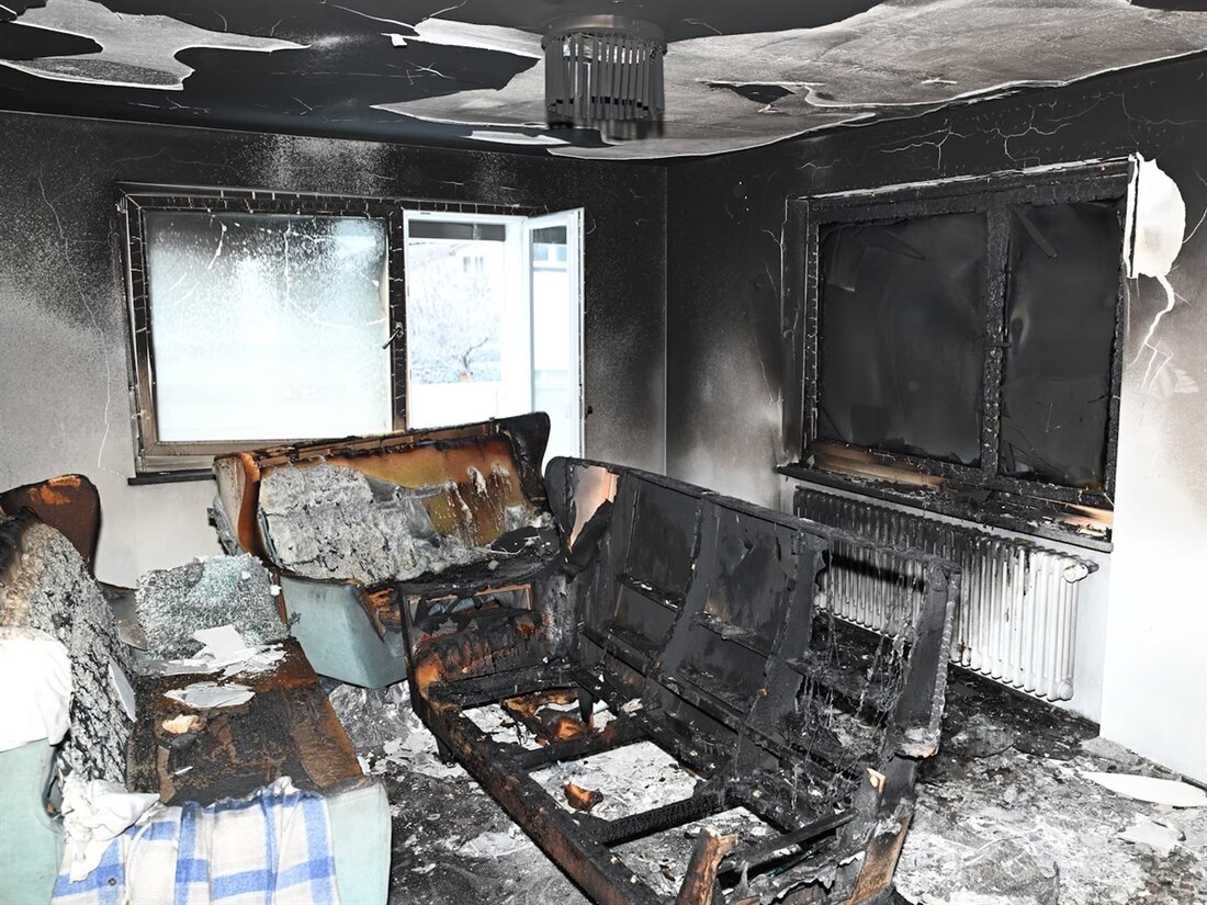 Eine unbeaufsichtigte Heizdecke hat in Chur einen Wohnungsbrand ausgelöst. Feuerwehr brachte Feuer schnell unter Kontrolle.