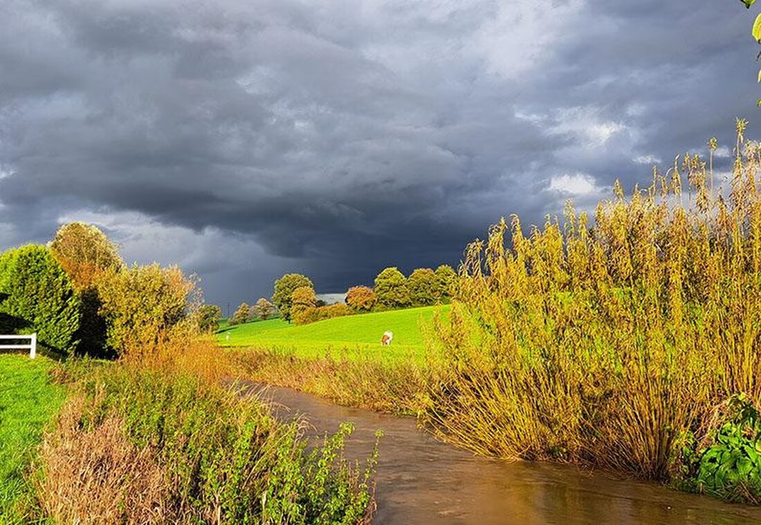 Erfahren Sie, wie Klimaschutzmaßnahmen den zukünftigen Klimawandel im Kanton Freiburg beeinflussen und welche Anpassungen nötig sind.