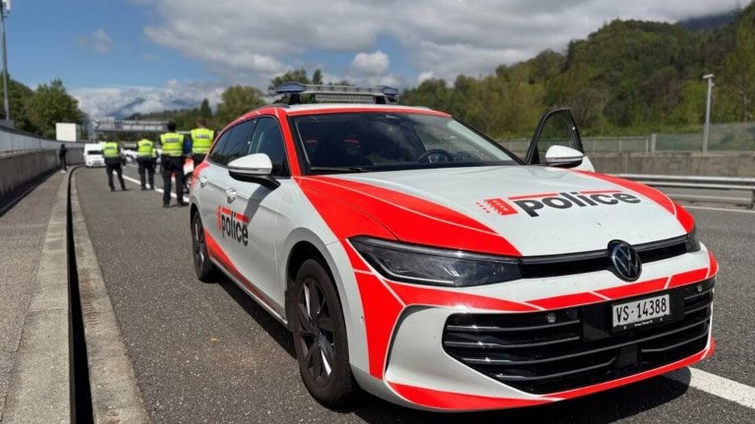 Am 15. April 2025 versuchten Fahrende unerlaubt ins Wallis einzureisen, was zu einer Sperrung der A9 bei St-Maurice führte.