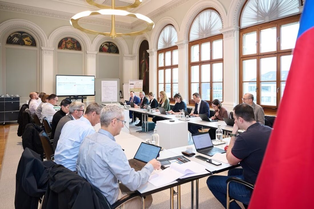 Liechtenstein nahm am 6. und 7. November 2025 an der integrierten Übung mit der Schweiz teil, um Krisenmanagement zu stärken.