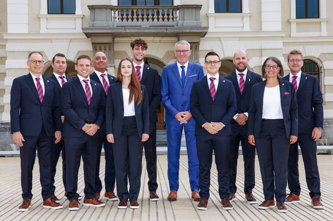 Bildungsminister Daniel Oehry verabschiedete die EuroSkills-Delegation aus Liechtenstein in Vaduz für die Wettbewerbe 2025 in Dänemark.