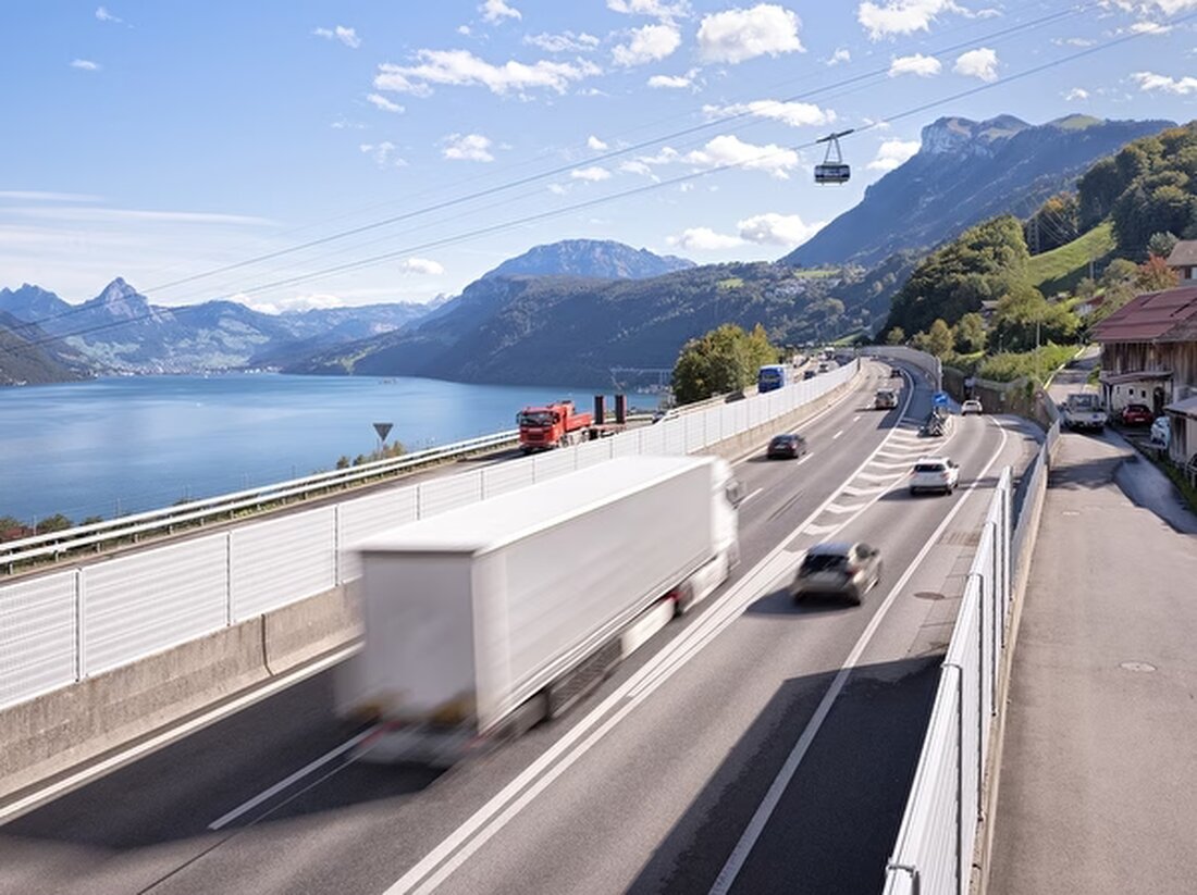Neue Ausstellung "MEILENSTEINE" im Nidwaldner Museum Salzmagazin ab 28. März 2025: Entdecken Sie die Auswirkungen von Mobilität auf Nidwalden.