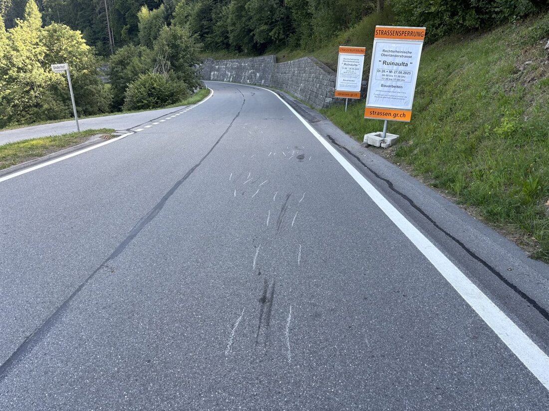 In Versam kollidierte eine Motorradgruppe am Dienstagnachmittag, ein Fahrer wurde schwer verletzt und ins Spital geflogen.