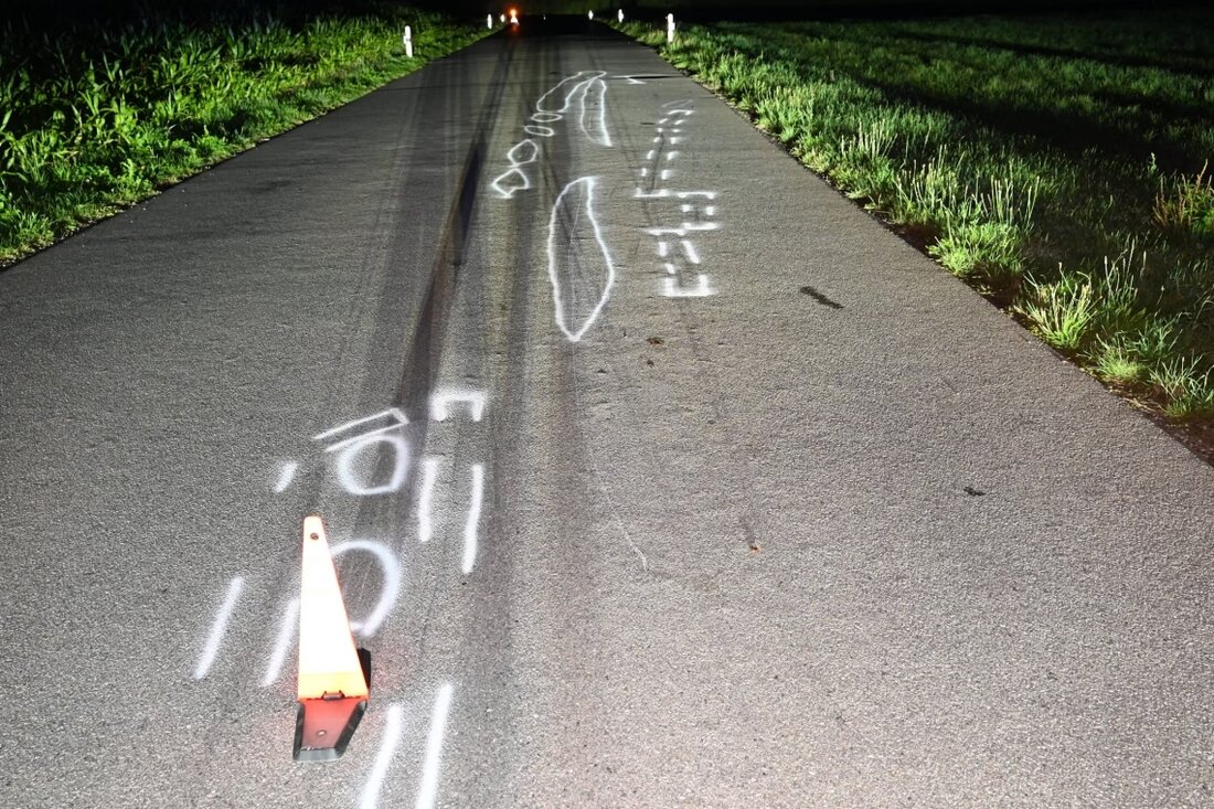 Am Mittwoch in Dietschwil kollidierte ein 17-jähriger Motorradfahrer mit einem Reh und verletzte sich leicht.