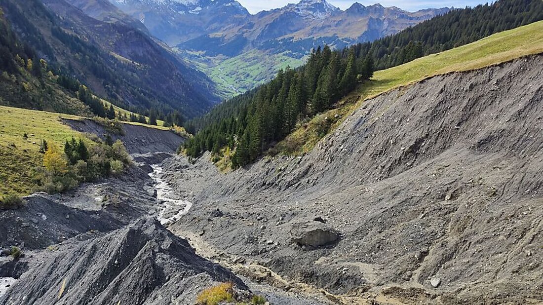 Im Jahr 2024 erlebte Glarus diverse Naturgefahren wie Rutschungen und Überschwemmungen, blieb jedoch vergleichsweise verschont.