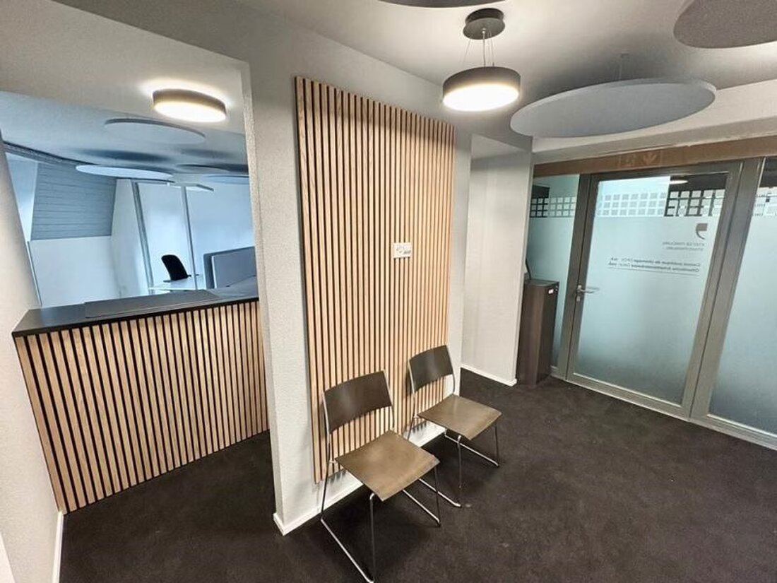 Neue Zweigstelle der Öffentlichen Arbeitslosenkasse eröffnet am 3. Februar 2025 im Stadtzentrum Freiburg – effizienter Service für Versicherte.