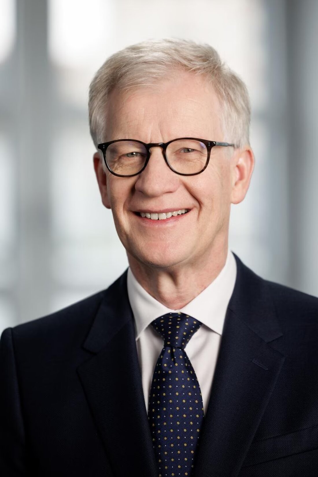 Jean-Pierre Siggen wurde am 9. Mai 2025 zum Präsidenten der CLDN gewählt, um den digitalen Wandel in der lateinischen Schweiz zu fördern.