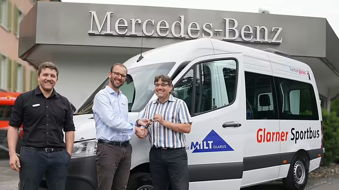 Glarner Sportvereine profitieren ab September 2024 von einem neuen Sportbus und einem modernen Online-Reservationssystem.