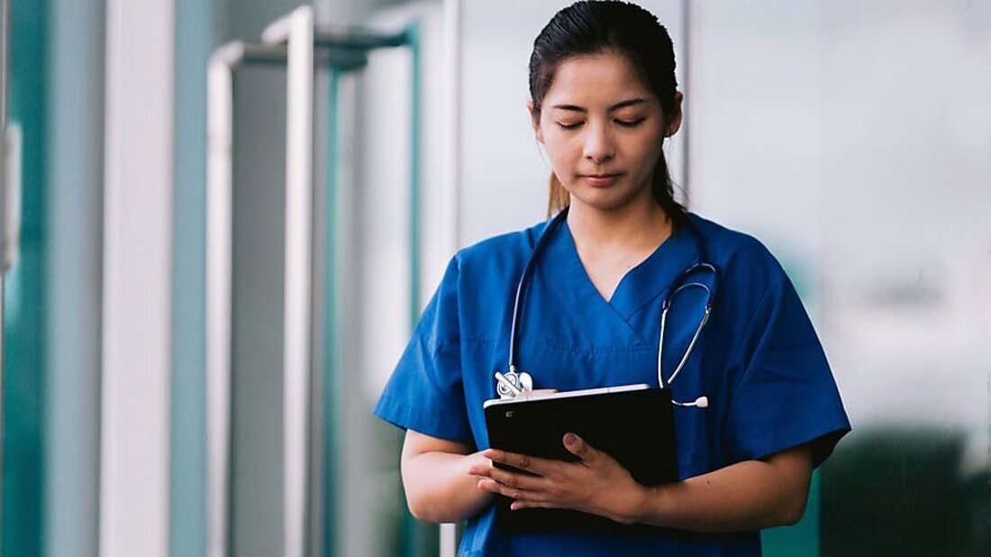 Das BZGS Glarus startet einen Kurs zur eidgenössischen Berufsprüfung in Langzeitpflege für Pflegefachpersonen.