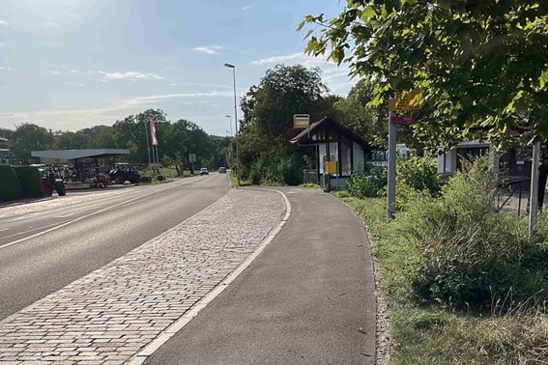 Ab Mitte Juni 2025 startet der Umbau von Bushaltestellen in Jonen, Stetten und Effingen, um Barrierefreiheit zu gewährleisten.
