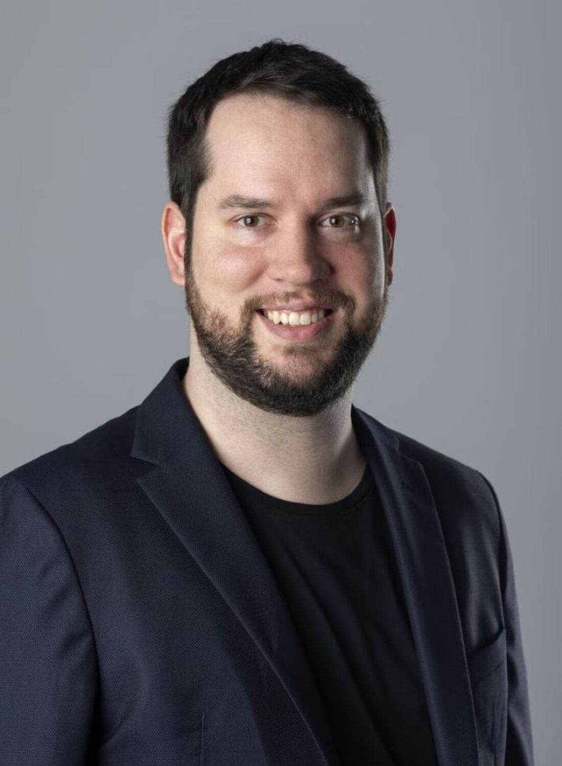 Oliver Hirt wird neuer Vorsteher am Kollegium Gambach und bringt innovative Ideen und pädagogische Visionen für die Zukunft.