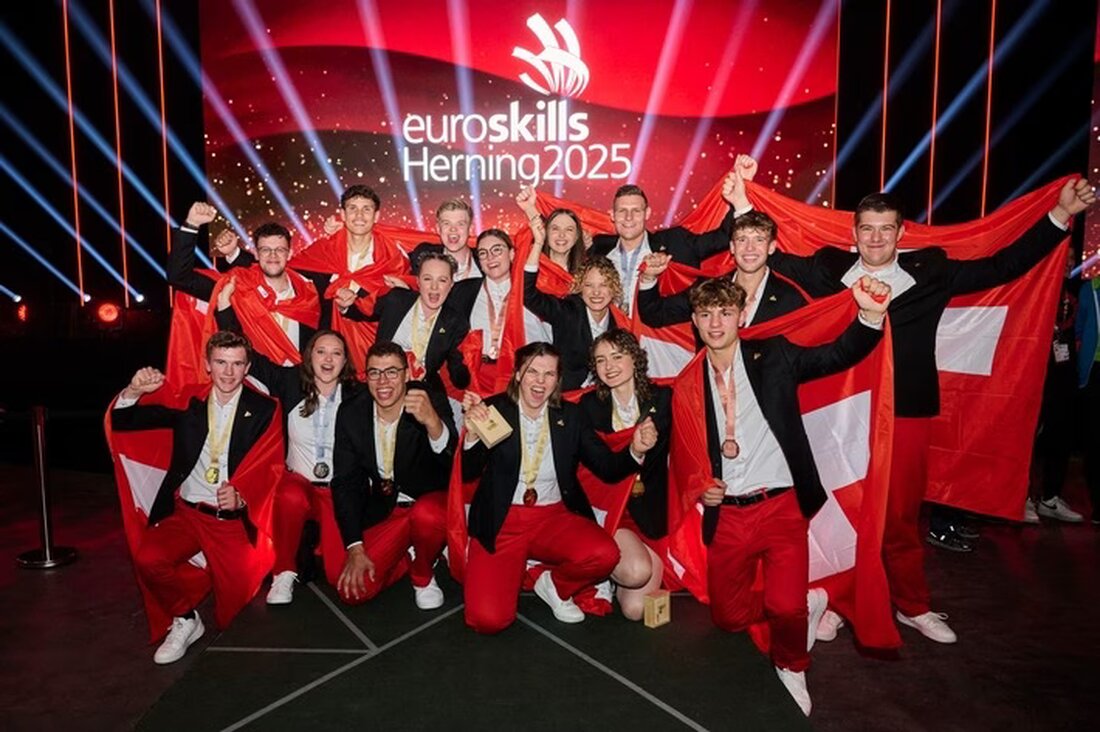 Zwei Ostschweizer Berufstalente gewinnen Goldmedaillen an den EuroSkills 2025 in Herning – ein beachtlicher Erfolg für die Schweiz.