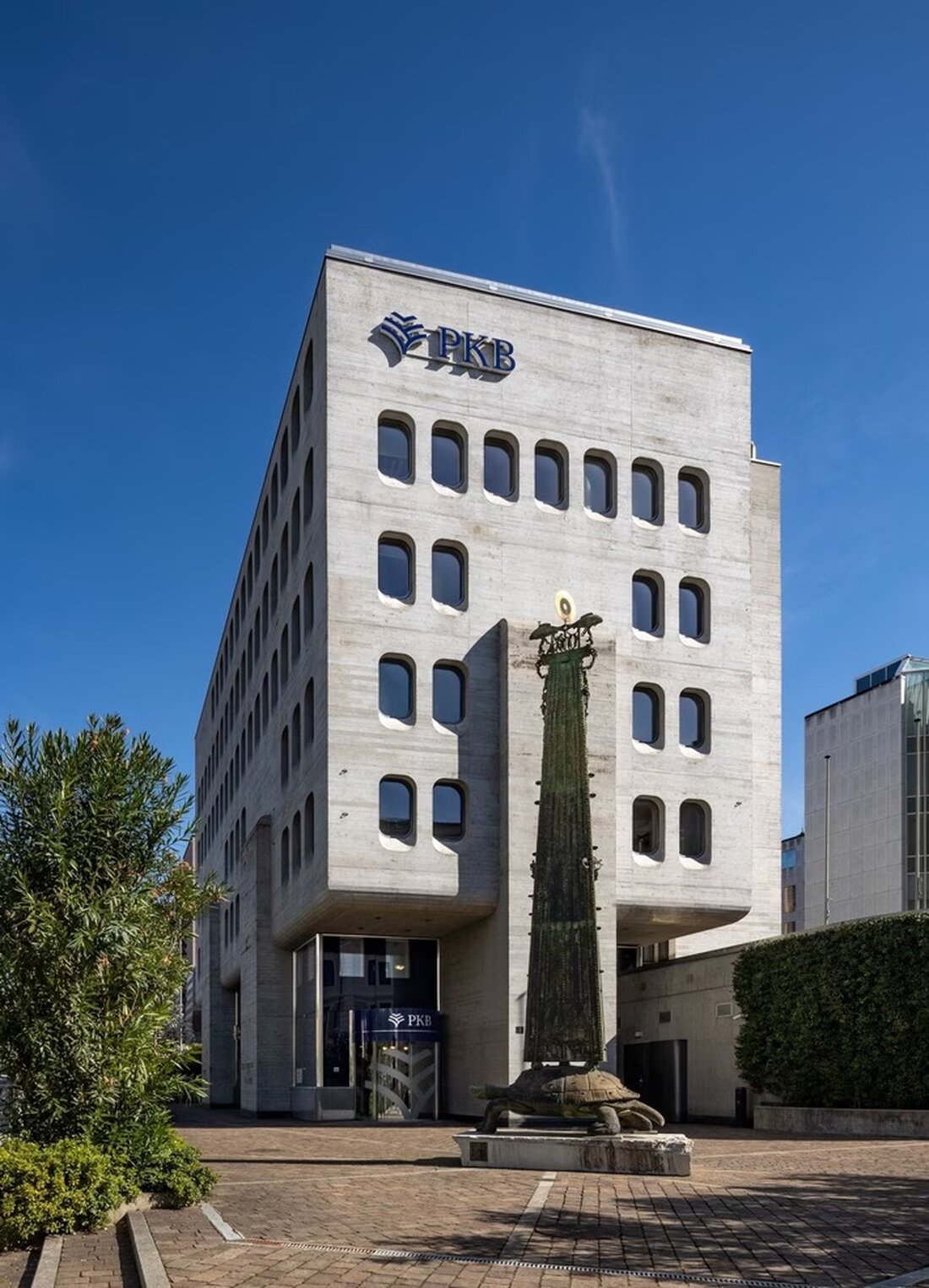 PKB Private Bank ernennt Loris Centola zum neuen Chief Investment Officer, um strategische Investitionen zu stärken und langfristigen Wert zu schaffen.