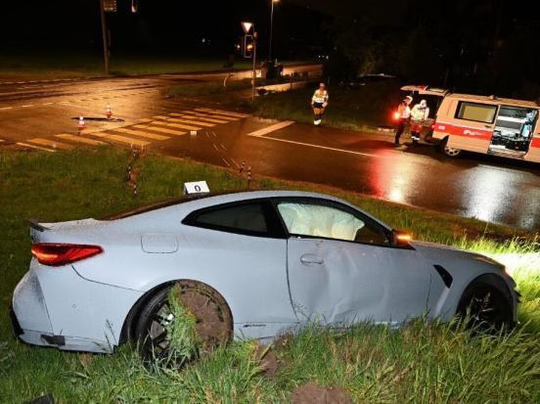 Ein 27-Jähriger verursachte in Regensdorf einen Selbstunfall und wurde wegen Raserdelikten festgenommen. Fahrzeugschaden entstanden.
