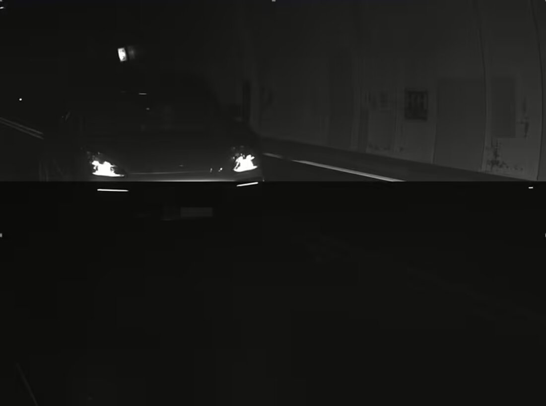 Ein Raser wurde im San Bernardino Tunnel mit 145 km/h gestoppt. Die Polizei erteilte eine sofortige Führerscheinentzug und Busse.